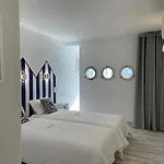 Ocean Balcony Terrace Sea View And Pool Appartement *