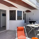 Ocean Balcony Terrace Sea View And Pool Apartment *