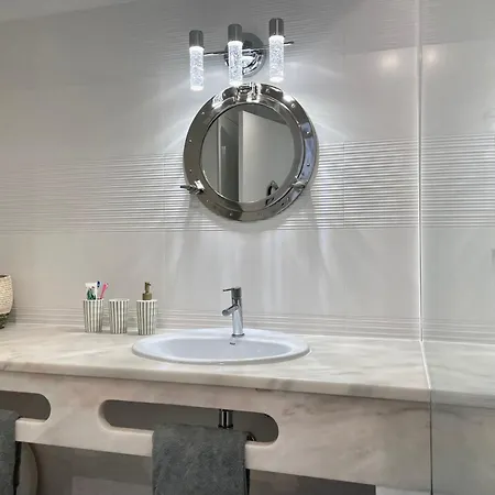 Ocean Balcony Terrace Sea View And Pool Албуфейра