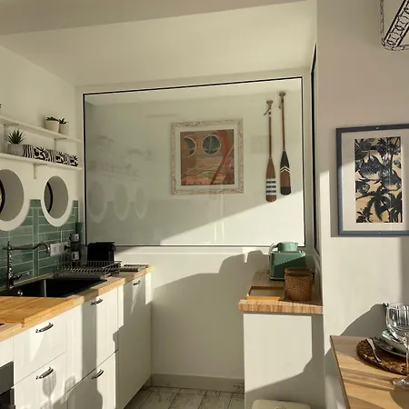 Ocean Balcony Terrace Sea View And Pool *